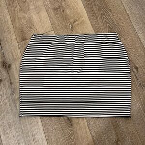 LOFT Black and White Striped Pencil Skirt